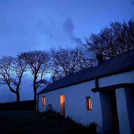 Thistle Thatch Cottage And Hot Tub - Mourne Mountains Newcastle  Exteriér fotografie